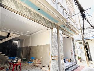 Bán gấp nhà riêng tại ngõ 350, hn, 3,2 tỷ, 46m2, 3pn, 3wc, 3 tầng, tây bắc