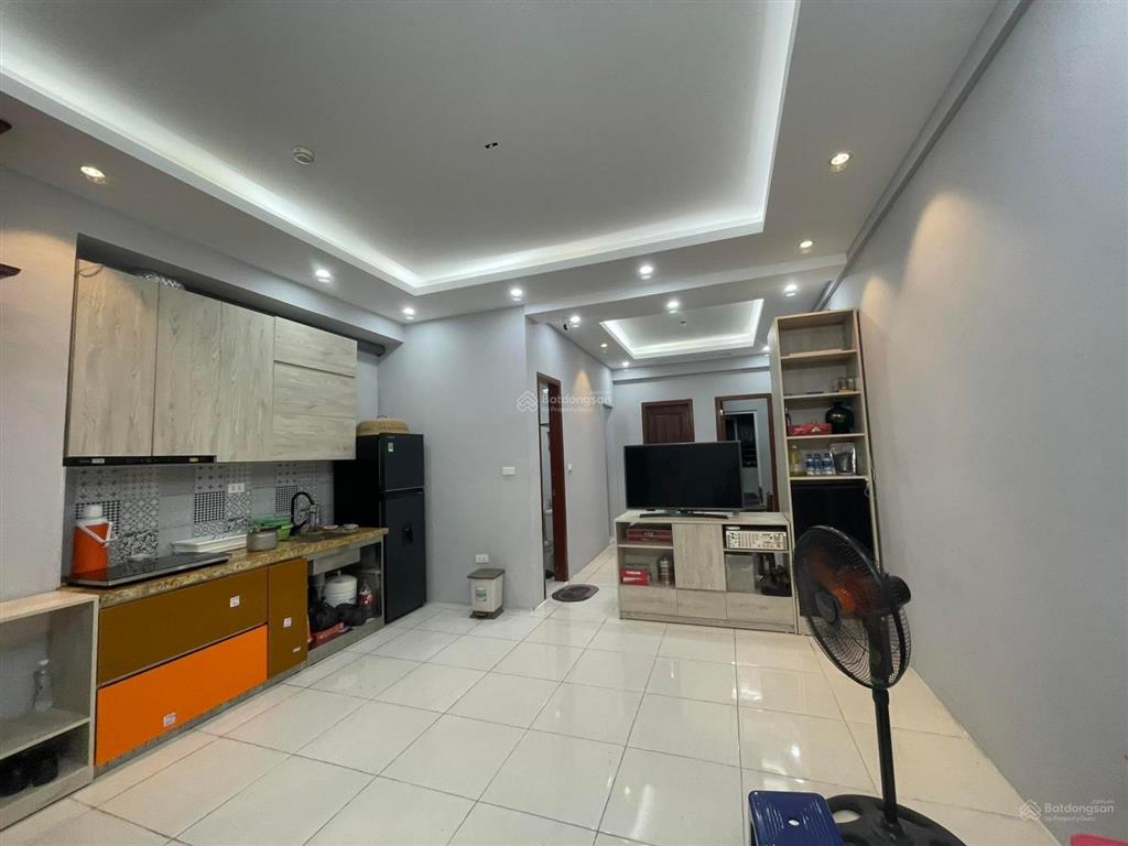 Bán căn 2 ngủ tầng trung vp6 linh đàm, 2,8 tỷ vnd, 66m2, 2pn, 2wc, nội thất cơ bản