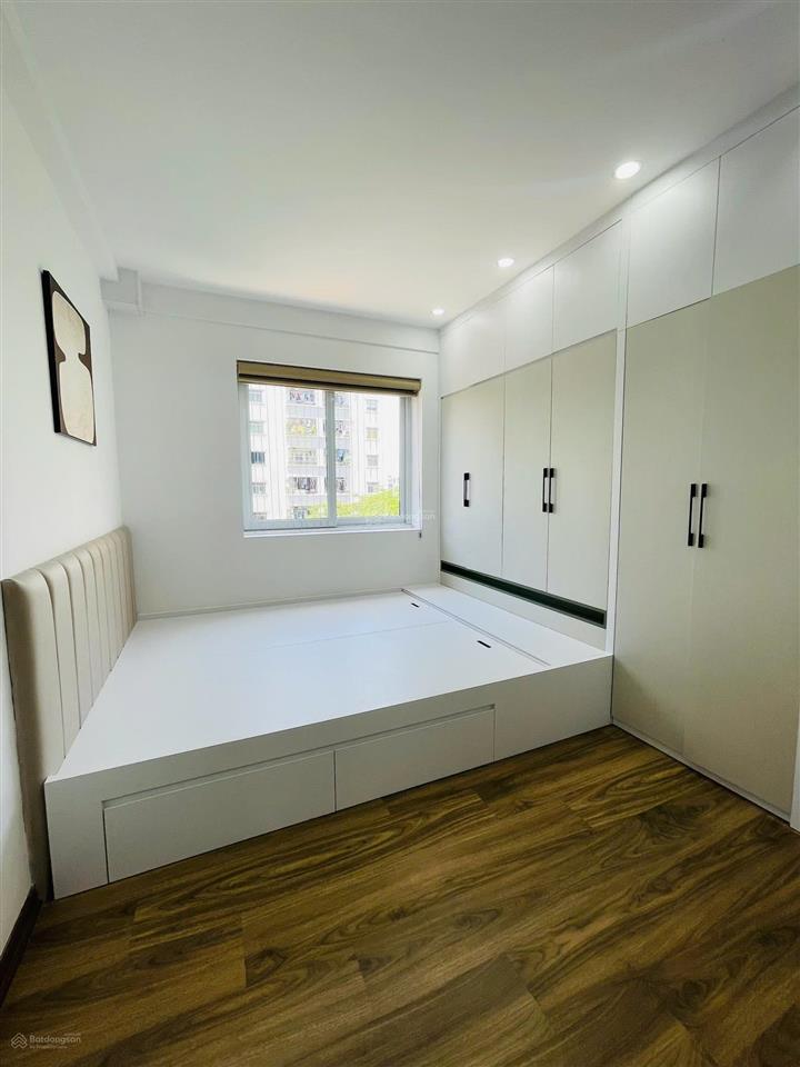 Bán căn 3 ngủ tại bắc linh đàm, 4,85 tỷ, 70,5m2, 3pn, 2vs