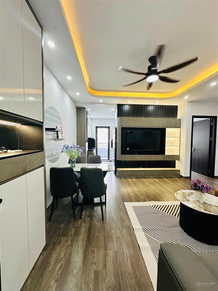 Bán căn 3 ngủ tại bắc linh đàm, 4,85 tỷ, 70,5m2, 3pn, 2vs