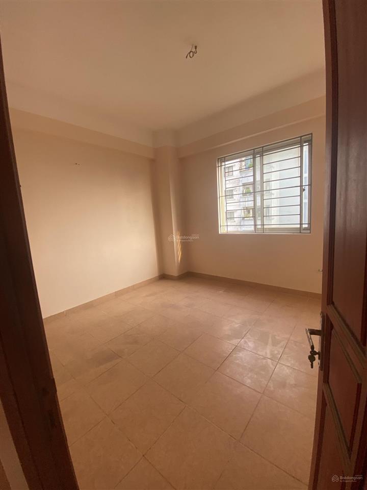 Bán căn 2 ngủ sổ đỏ tại kđt linh đàm, 2,7 tỷ, 50 m2, giá tốt