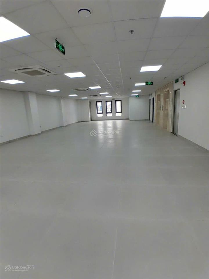 Cho thuê mặt bằng địa chỉ ô chợ dừa  đống đa, dt 150m2  giá 48tr/th, thông sàn nhà mới xây