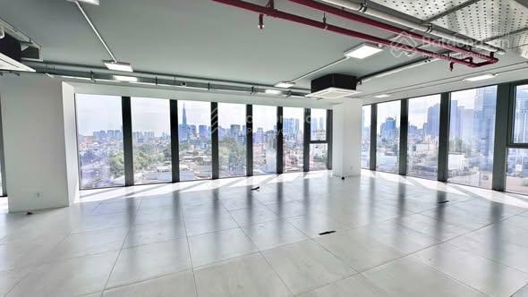 Cho thuê văn phòng đẹp xuất sắc tại mễ trì, 299 nghìn/ m2, 100m2