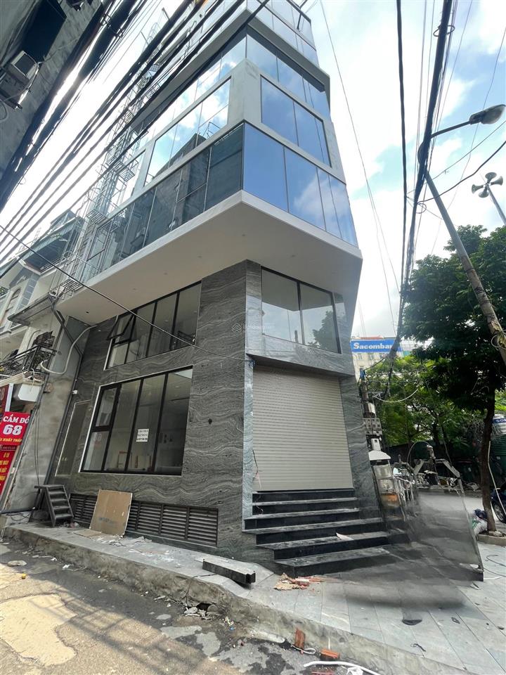 Lê đức thọ cần cho thuê nhà 5 tầng mới full kính. diện tích 100m2, giá 75tr có thương lượng