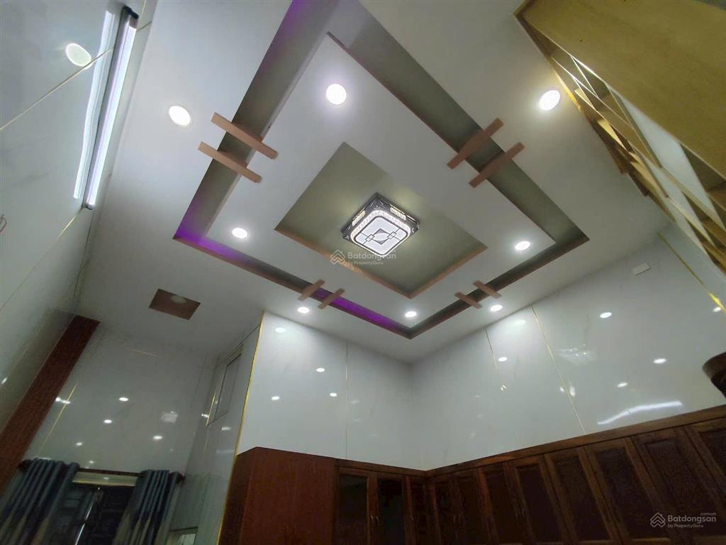 Nhà giá rẻ  phải xem ngay nhà 3 tấm, ngang 4x14m, giá 4,5 tỷ!