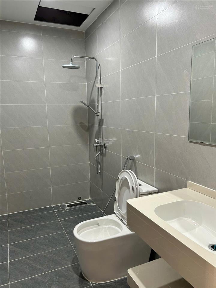 Cho thuê 4,5 tầng 1 chủ dưới hồng bàng midtown hải phòng