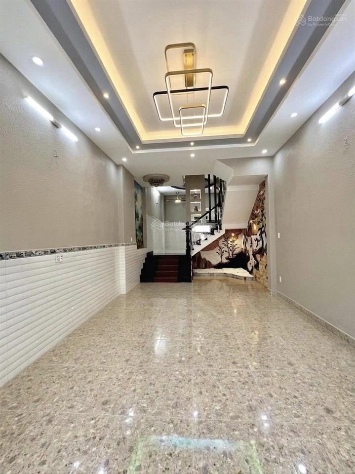 Ngộp giảm 8.2 tỷ còn 7.4 tỷ, ngay chợ hạnh thông tây, hxh 5m, 4 tầng, (4*15m), sát quang trung p.11