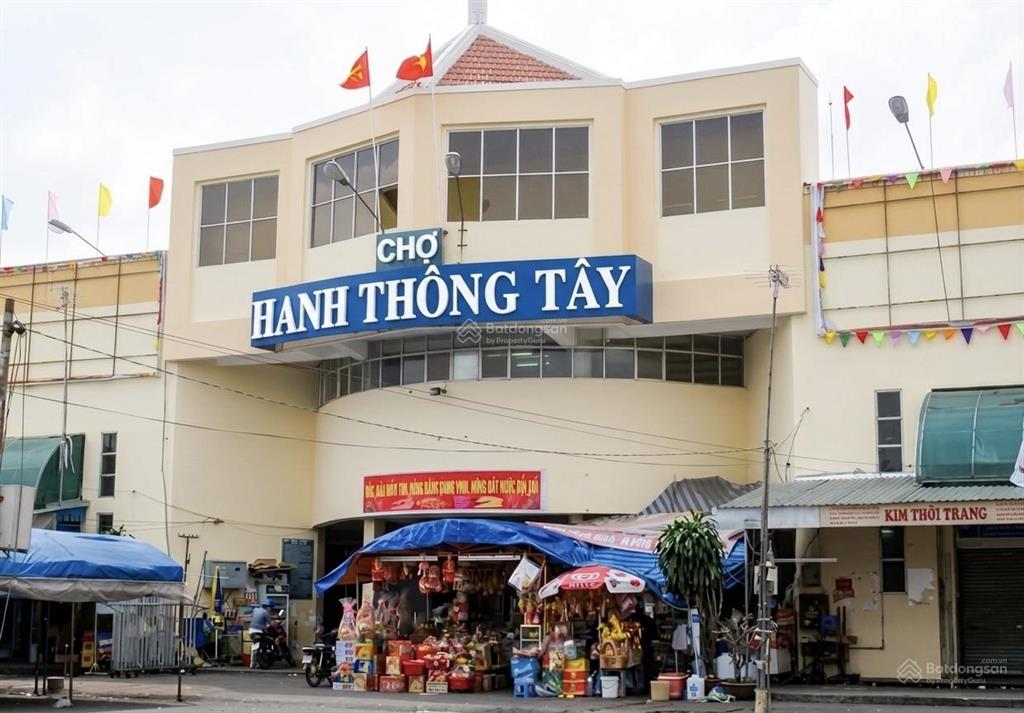 Ngộp giảm 8.2 tỷ còn 7.4 tỷ, ngay chợ hạnh thông tây, hxh 5m, 4 tầng, (4*15m), sát quang trung p.11