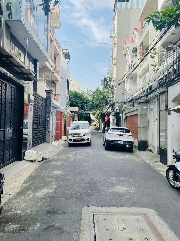 Ngộp giảm 8.2 tỷ còn 7.4 tỷ, ngay chợ hạnh thông tây, hxh 5m, 4 tầng, (4*15m), sát quang trung p.11