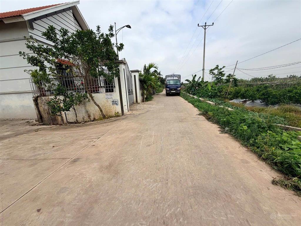 26,6tr/m2 lô đất gần chợ đông tảo đường rộng mênh mông ô tô vào tận đất, 0963 133 ***