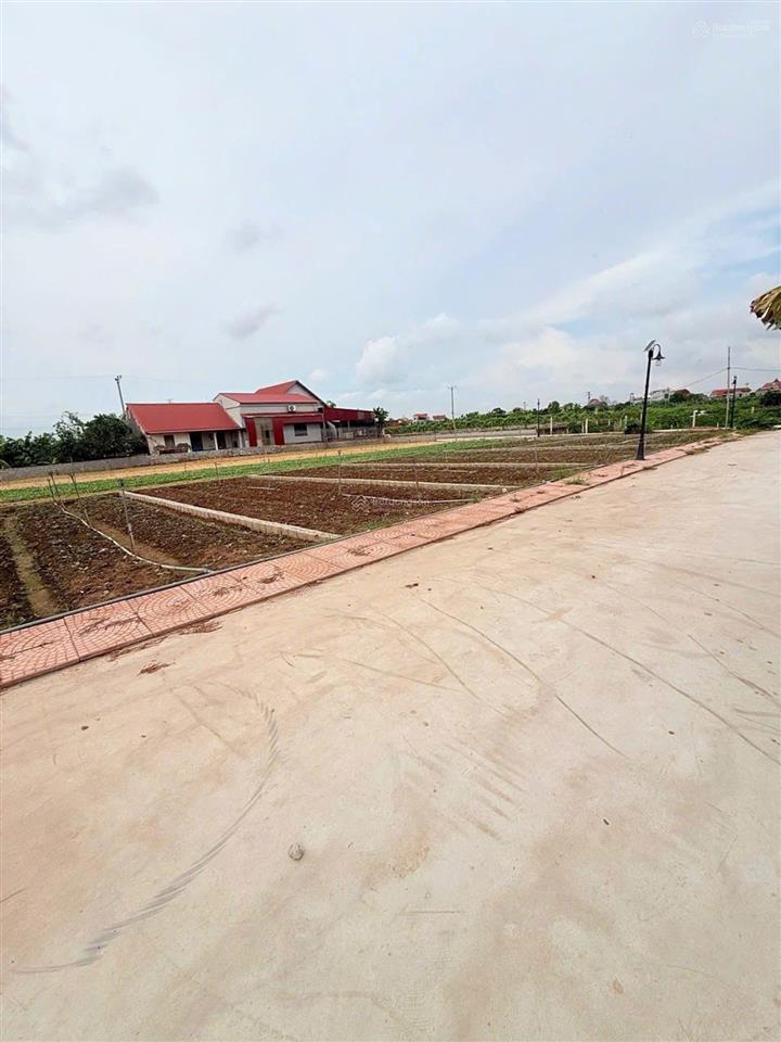 26,6tr/m2 lô đất gần chợ đông tảo đường rộng mênh mông ô tô vào tận đất, 0963 133 ***
