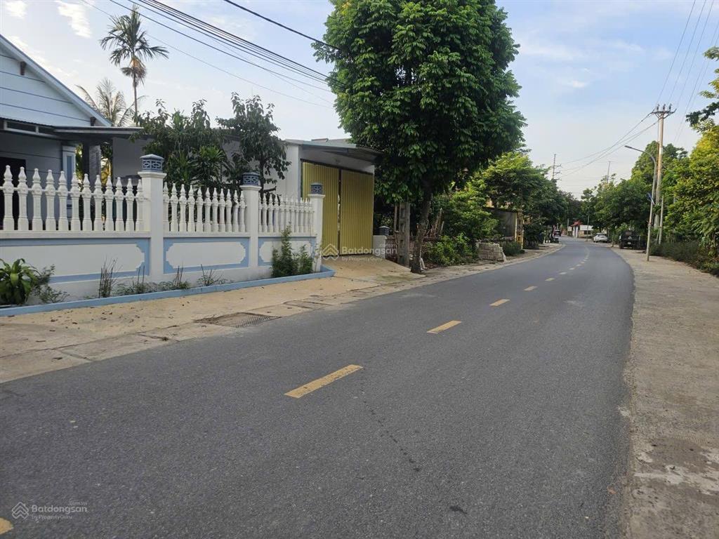 Bán đất tại xã cổ đông giáp quốc lộ 21 giá 2,5 tỷ, 100m2 sẵn sổ hồng, ngân hàng hỗ trợ vay 50%
