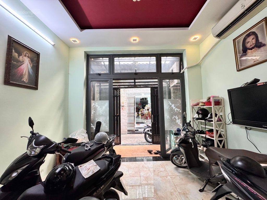 Bùi thị xuân, p3, tân bình  41m2  4 tầng  5pn  mới đẹp ở ngay định cư bán gấp  giá 7.29 tỷ tl