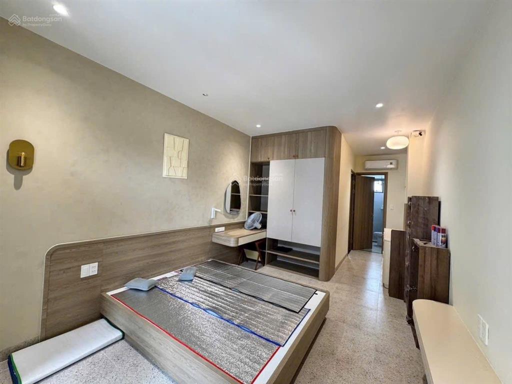 Huỳnh văn bánh  phú nhuận  hẻm xe hơi tới nhà  55m2  4 tầng nhà mới đẹp  giá chỉ 8.99 tỷ tl