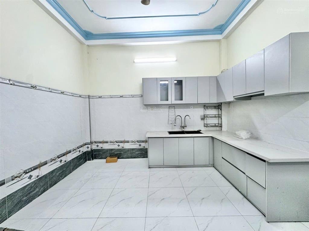 Hẻm xe hơi bùi đình túy bình thạnh  gần chợ bà chiểu  4 tầng  52m²  4pn  sổ vuông 7,99 tỷ tl