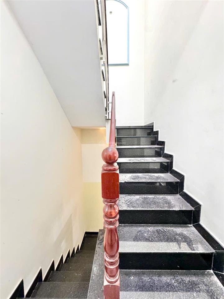 Hẻm xe hơi bùi đình túy bình thạnh  gần chợ bà chiểu  4 tầng  52m²  4pn  sổ vuông 7,99 tỷ tl