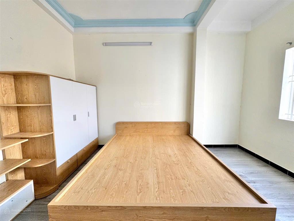 Hẻm xe hơi bùi đình túy bình thạnh  gần chợ bà chiểu  4 tầng  52m²  4pn  sổ vuông 7,99 tỷ tl