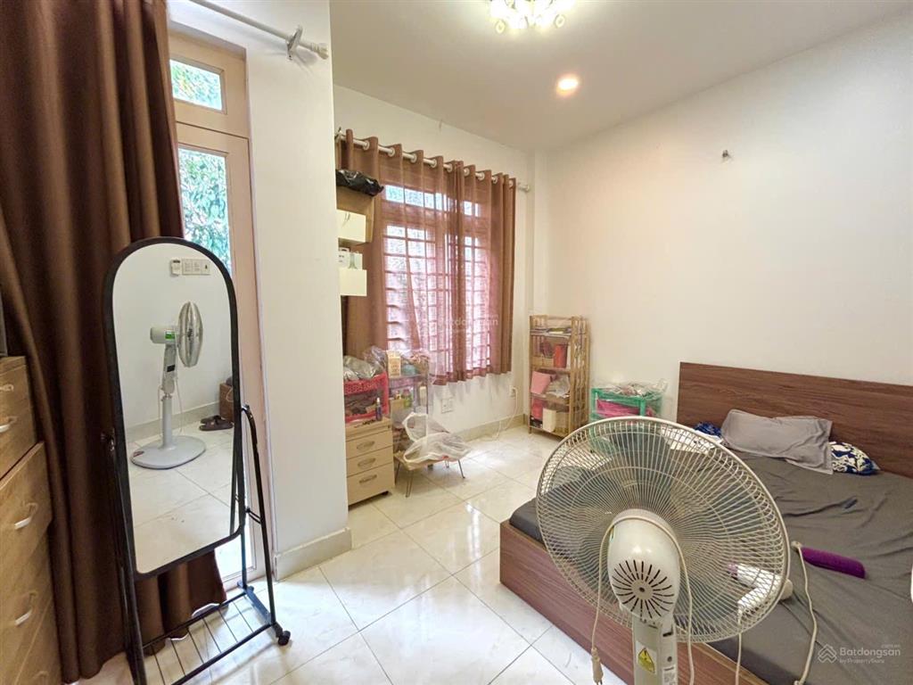 Phú nhuận 42m2  4 tầng  hẻm xe hơi 7 chỗ nguyễn kiệm  sổ đẹp bán gấp 9,5 tỷ tl