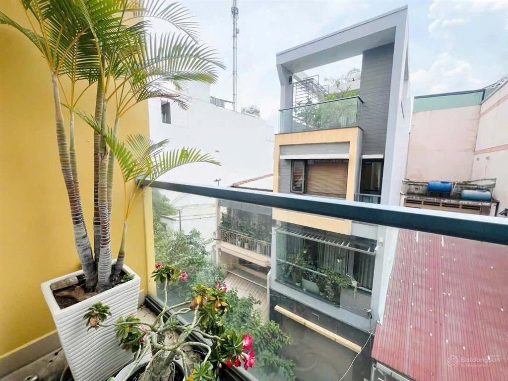 82m2 ngang  5 tầng  ngang 6.8m  biệt thự mini p. 3 phú nhuận  đường nhựa 8m  gara oto 22.9tỷ