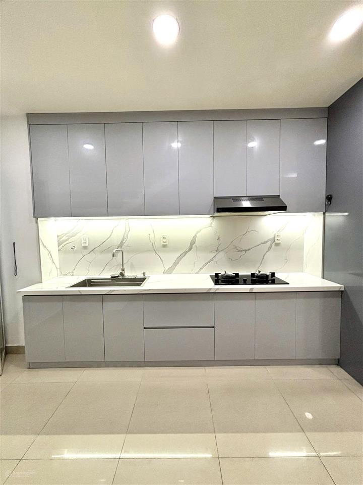 Hẻm xe hơi quận 1  5 tầng  trần khắc chân  3 căn ra mặt tiền ngang4m  mới đẹp  giá 9.49 tỷ tl