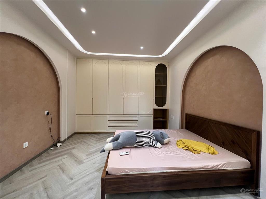 50m2  hẻm rộng 4m  nhà mới đẹp  4 tầng  thích quảng đức phú nhuận  sổ đẹp k lỗi  8.79 tỷ tl