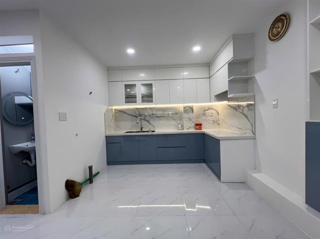 Lê văn sỹ quận 3  ngay hẻm xe hơi (4,4 x 11) 3 tầng nhà đẹp ở ngay  giá 8.35 tỷ tl