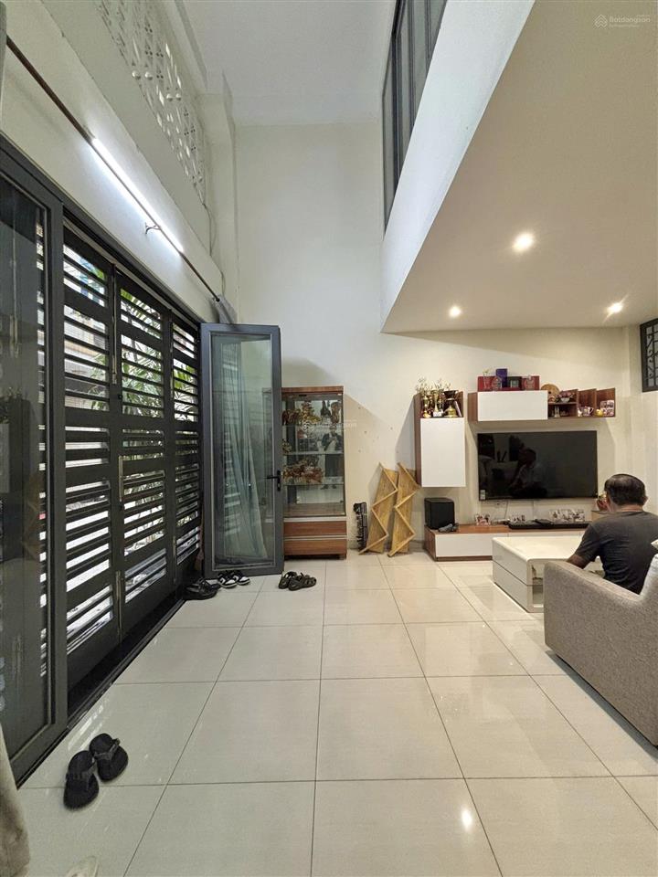 65m²  hẻm xe hơi 7 chỗ 1/ ra mặt tiền đoàn thị điểm  4 tầng  kiến trúc pháp  ngang 7m  16.6 tỷ