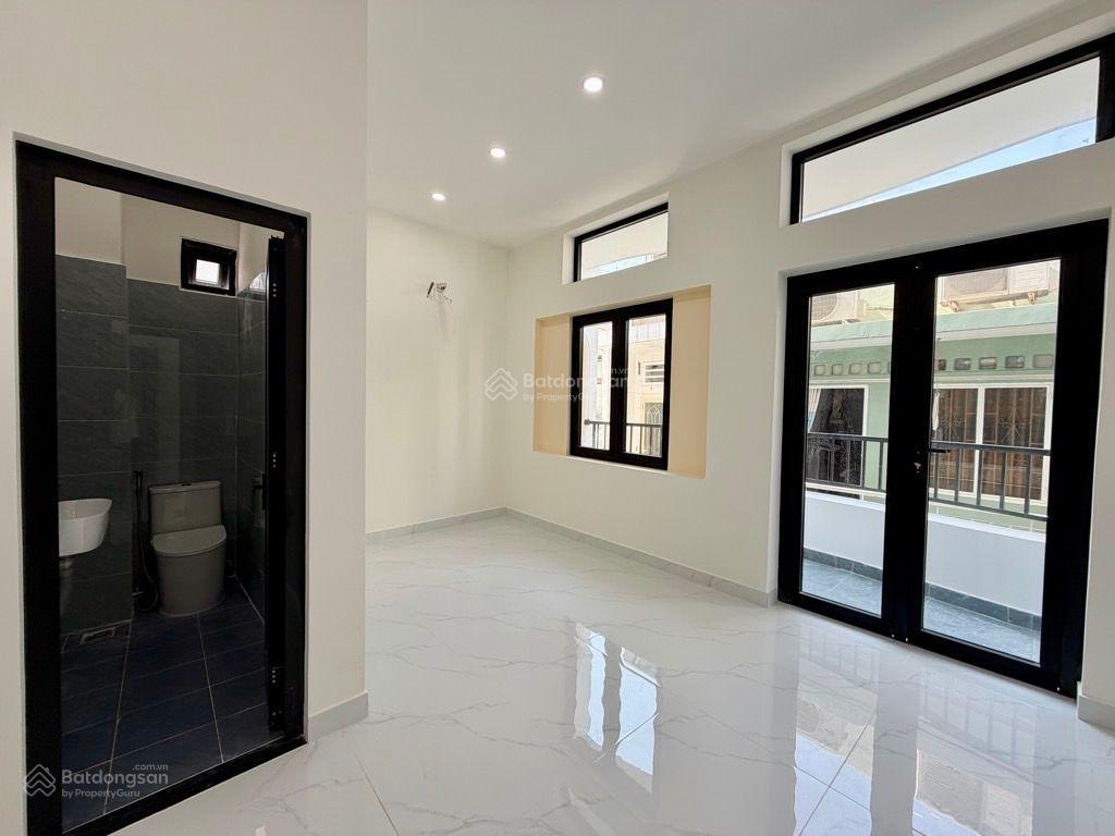 Nguyễn thượng hiền p3  gò vấp  ngay chợ cây quéo giáp bình thạnh  4 tầng  51m2  giá 7,49 tỷ