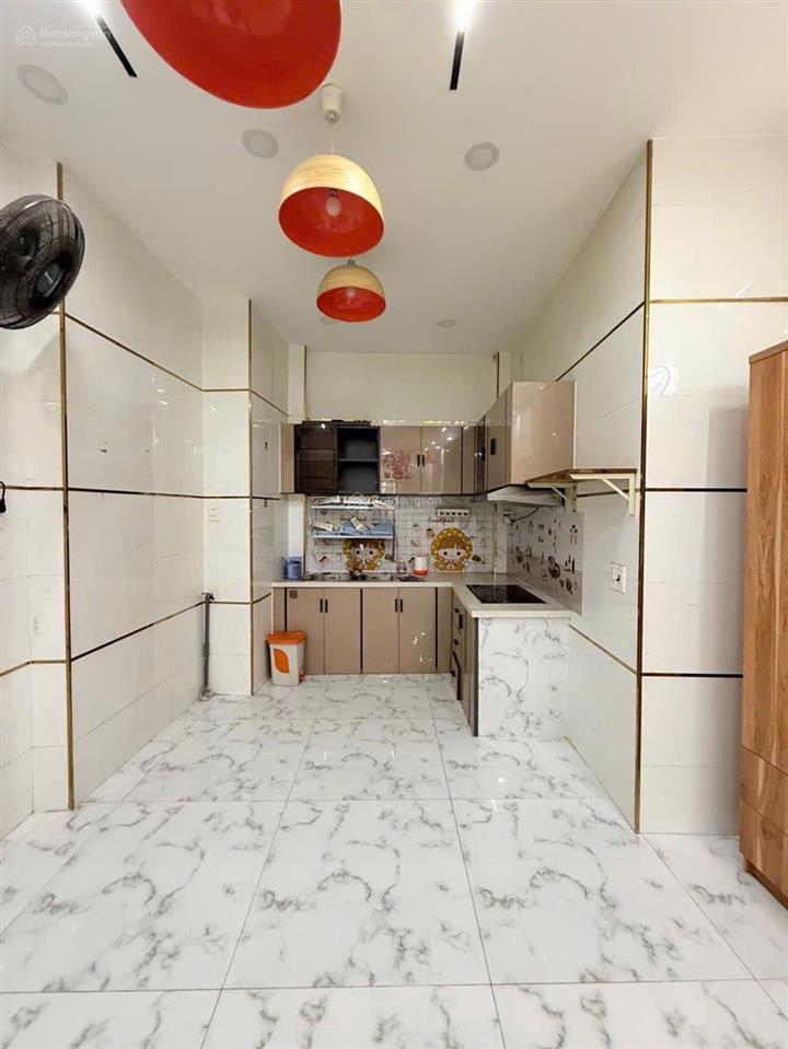 Sát quận 1  đinh tiên hoàng (cũ), phường 1, bình thạnh  43m2 (3.7x12)  2 tầng  6,99 tỷ tl