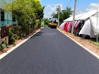 Cần bán gấp nền đất thổ cư giá 550tr sổ sẵn thổ cư mặt tiền đường nhựa