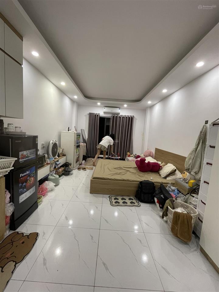 Bán nhà phố trương định  2 ô tô đỗ ngày đêm  lô góc  7 tầng thang máy  dòng tiền 50tr/tháng