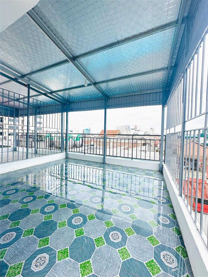 Bán nhà mặt phố lương khánh thiện  cách một nhà ra mặt phố  6 tầng  thang máy