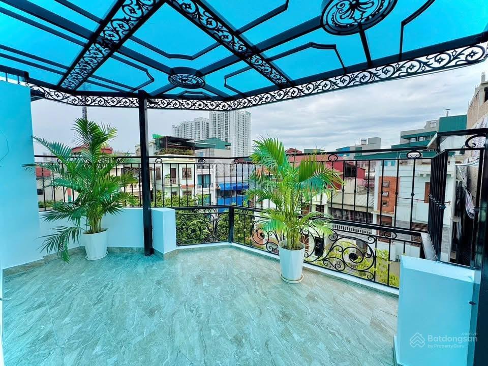 Bán nhà hoàng mai  đền lừ mới không  5 tầng thang máy  view triệu đô