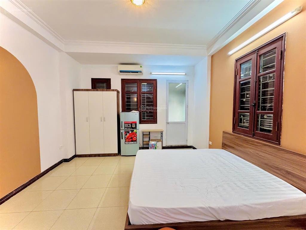 Cho thuê nhà nguyên căn ở la thành  ngọc khánh  100m
5 tầng  9 phòng cho thuê  đã full đồ