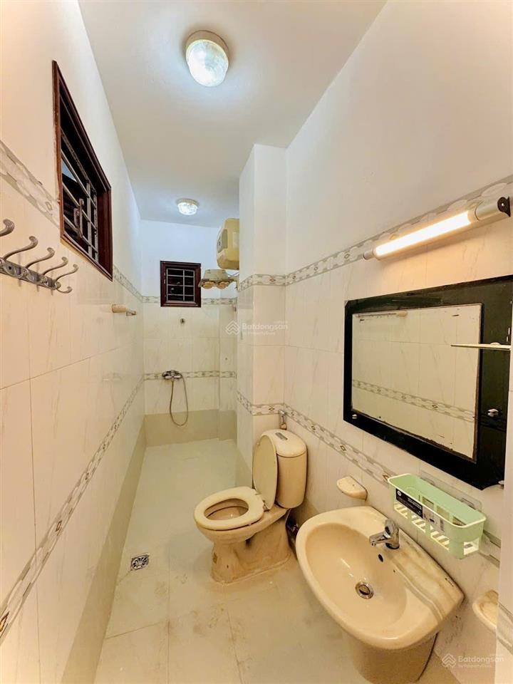 Cho thuê nhà nguyên căn ở la thành  ngọc khánh  100m
5 tầng  9 phòng cho thuê  đã full đồ