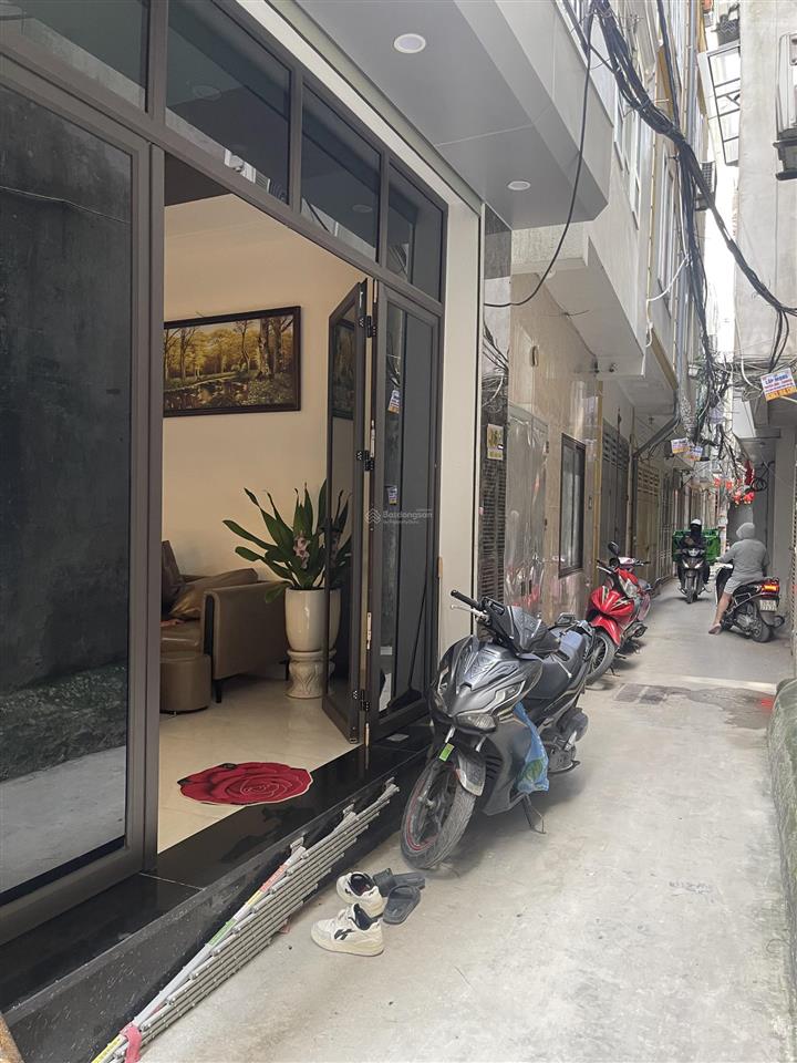 Bán nhà phố nguyễn chính  5 tầng  mặt tiền rộng  sát phố  gần ao sào  gần louis city