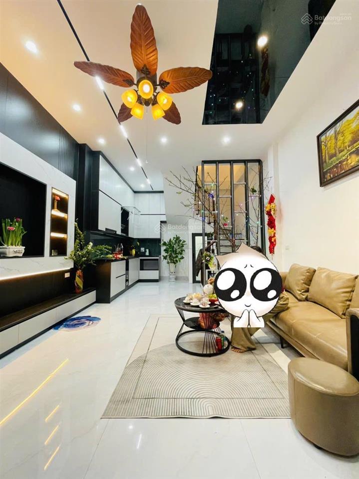 Bán nhà phố nguyễn chính  5 tầng  mặt tiền rộng  sát phố  gần ao sào  gần louis city