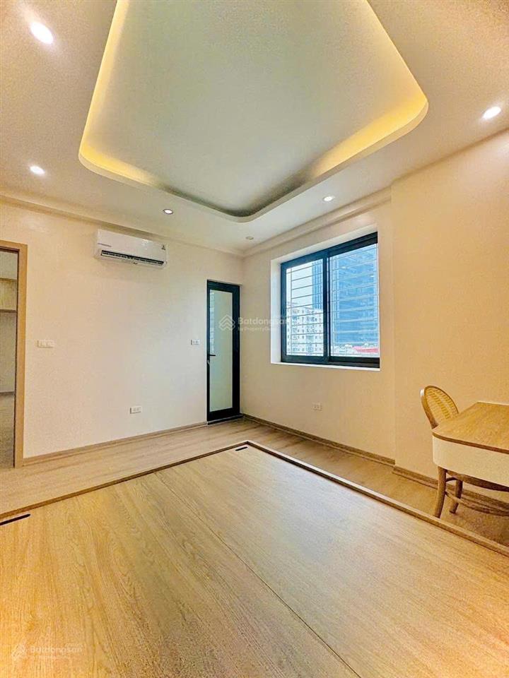 Bán nhà phố giáp nhị  thịnh liệt  gần ô tô  diện tích rộng  giá hạt rẻ