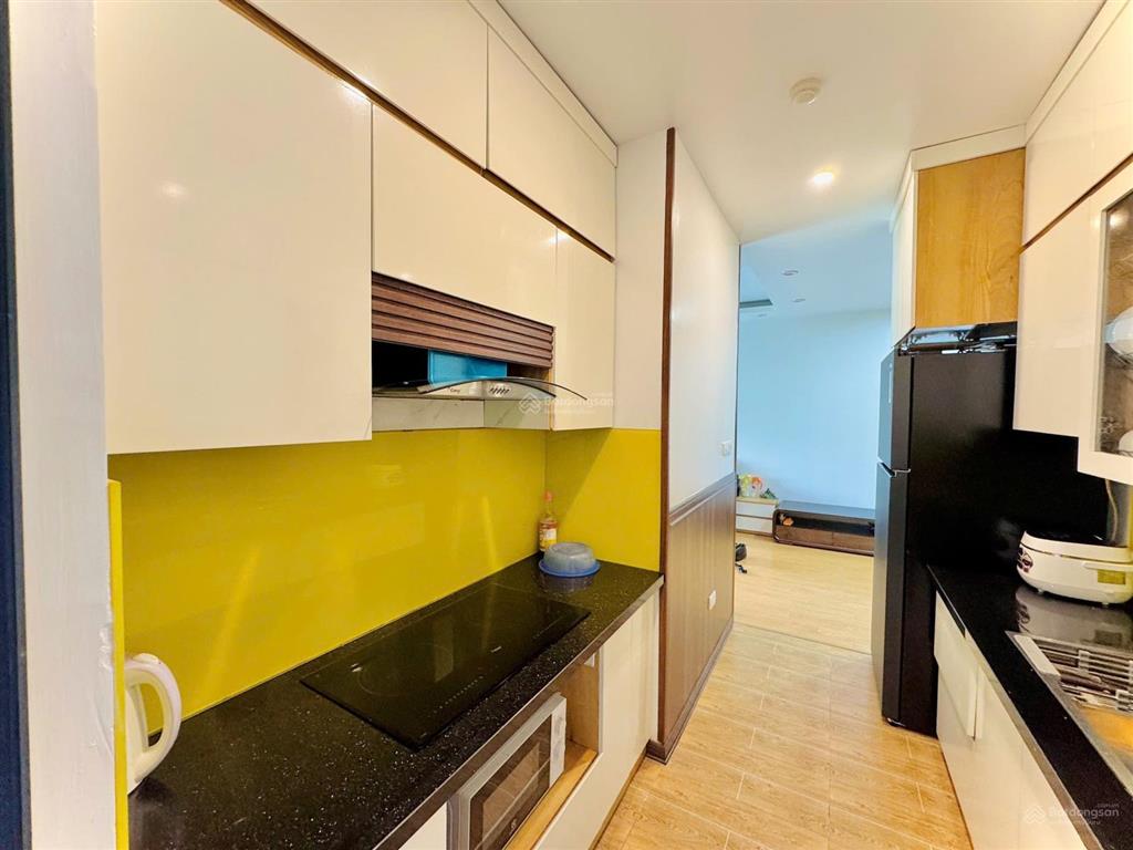 Nhà đẹp ở luôn  view thoáng vĩnh viễn  full đồ  2 ngủ 2 wc