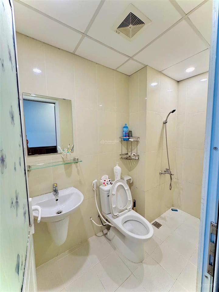 Nhà đẹp ở luôn  view thoáng vĩnh viễn  full đồ  2 ngủ 2 wc