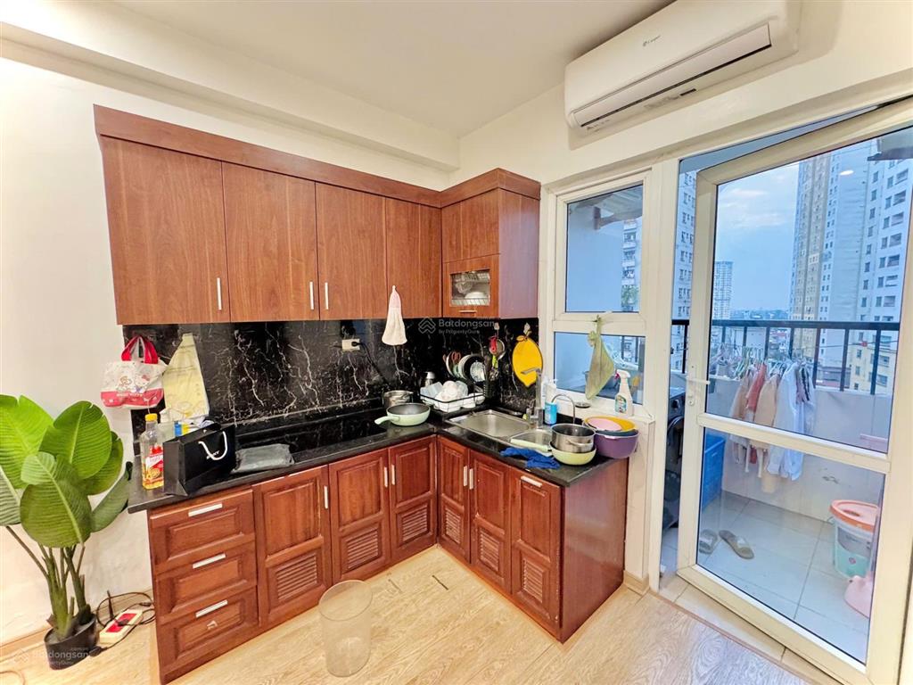 Ở luôn  2 phòng 1 wc  view thoáng  2 hầm  để được ô tô