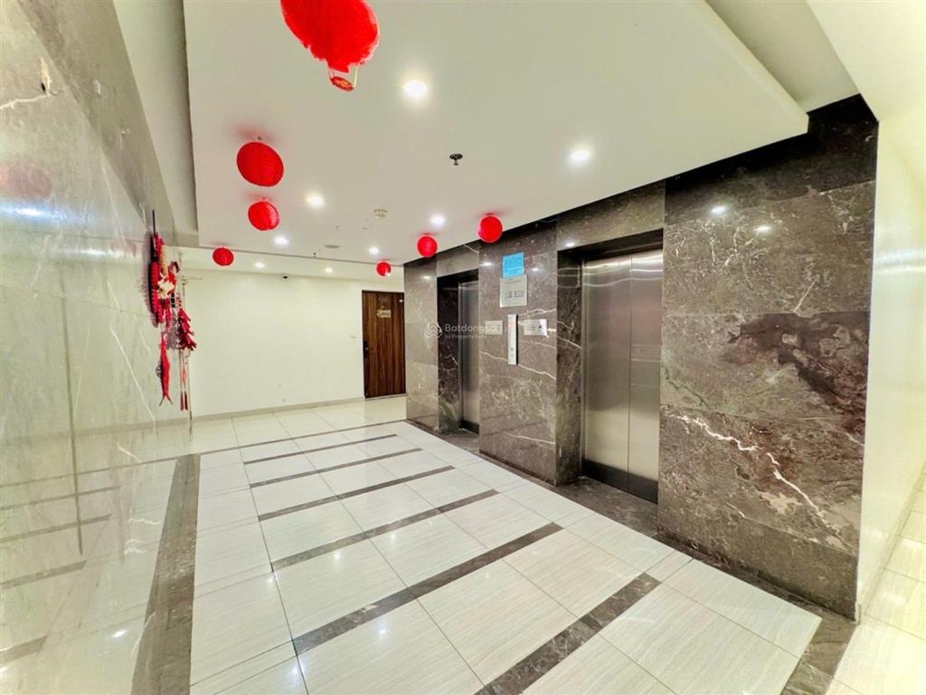 Căn góc hai thoáng  3 ngủ 2 wc  nhà đẹp ở luôn  chủ tặng nội thất