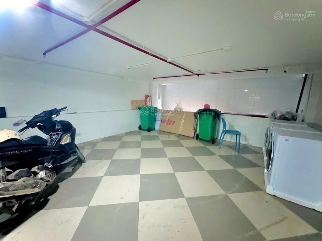 Hai mặt ngõ  dân trí cao  ô tô  ngõ thông tứ tung  31 phòng  dòng tiền cực khủng