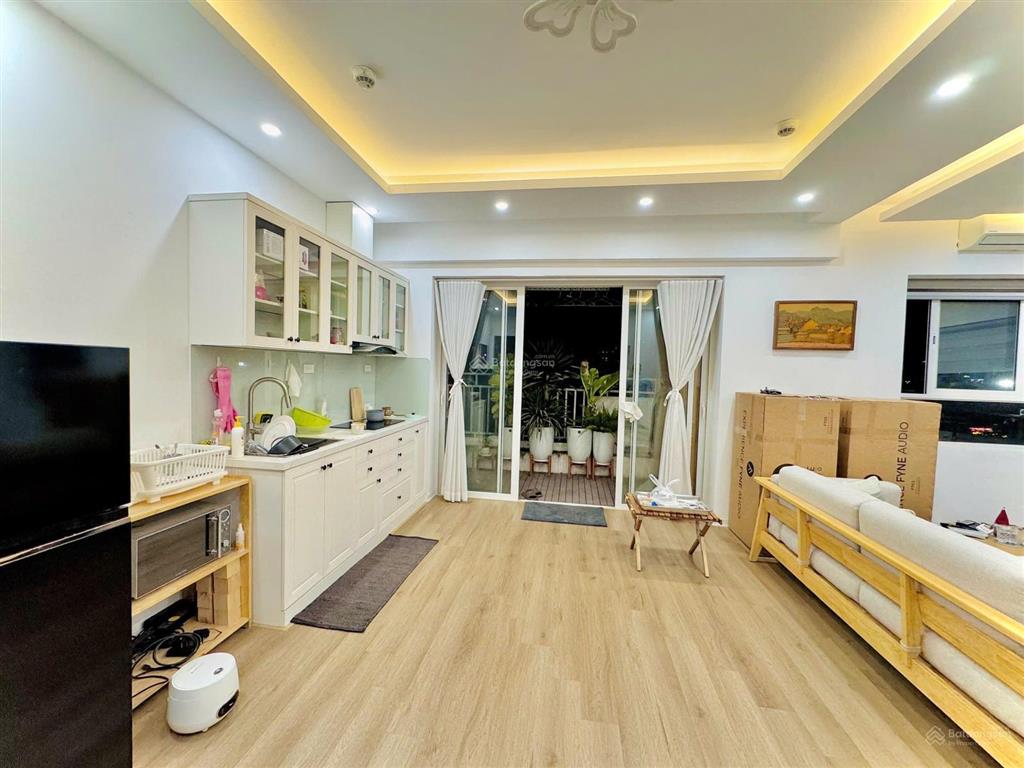 View mặt phố  căn góc  nhà đẹp ở luôn  full đồ  có hầm ô tô