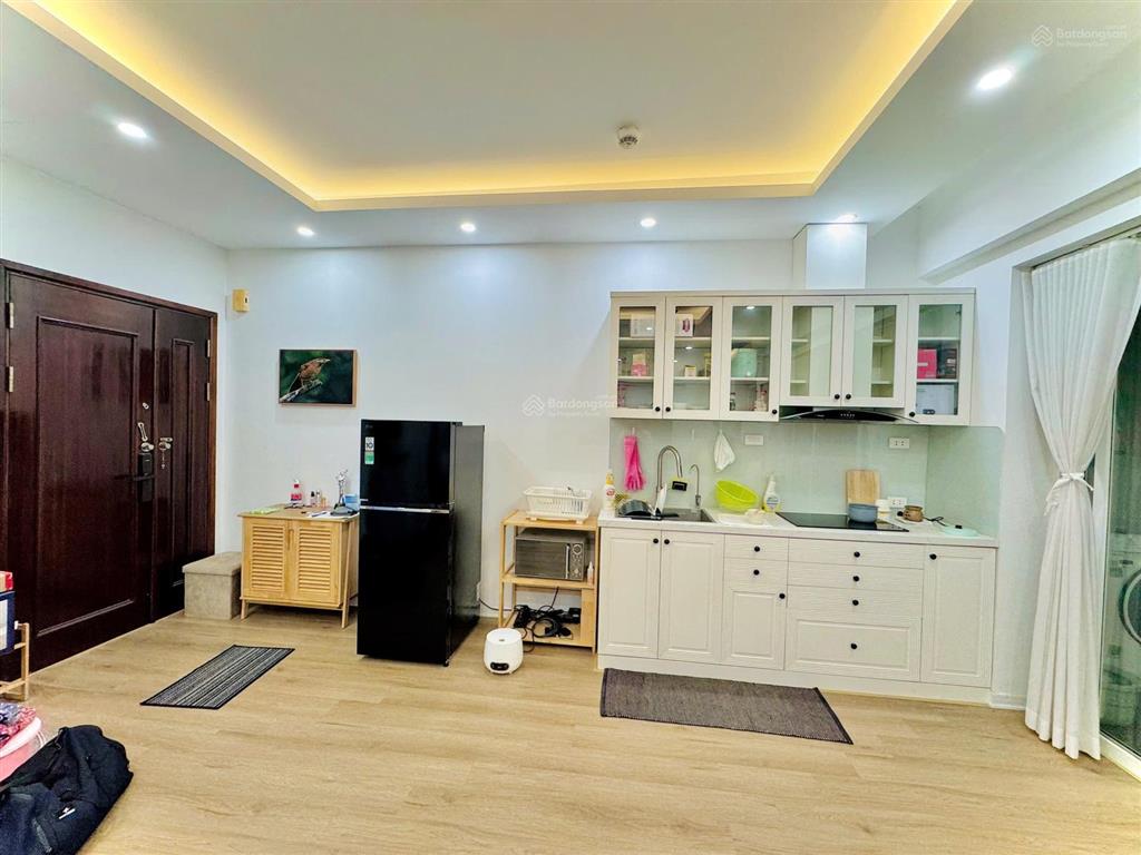View mặt phố  căn góc  nhà đẹp ở luôn  full đồ  có hầm ô tô
