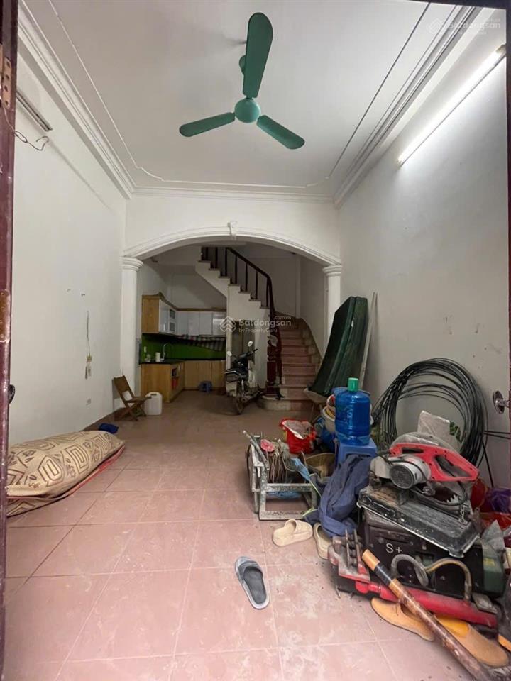 Chính chủ cho thuê nhà 4 tầng ở trương định