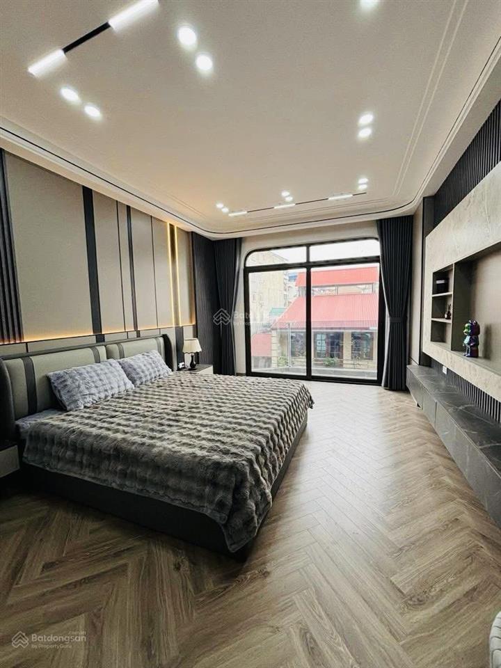 Nguyễn đức cảnh hoàng mai ngõ nông gần phố 45m2 5 tầng thang máy gần công viên ở ngay 12.8 tỷ