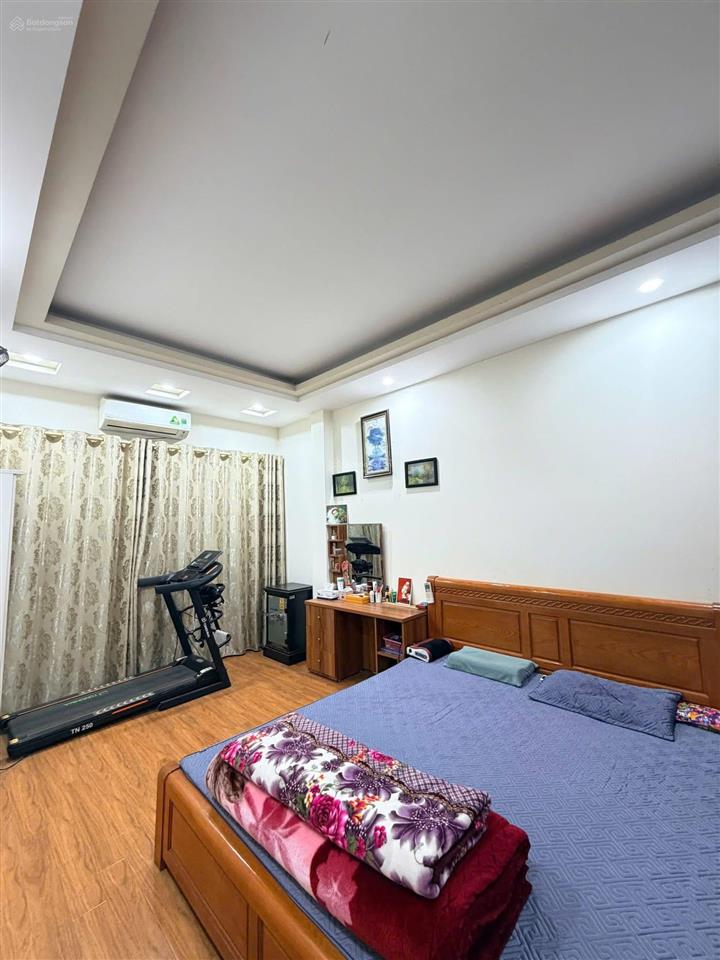 Quan nhân thanh xuân 35m2 5 tầng 4m mặt tiền dân xây ngõ nông gần phố gần hồ 7.59 tỷ