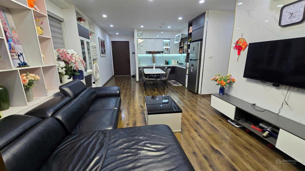 Giảm sốc gần 1 tỷ bán nhanh căn hộ 97m 3n2vs toà t3 thăng long capital giá chỉ còn 5.6 tỷ.