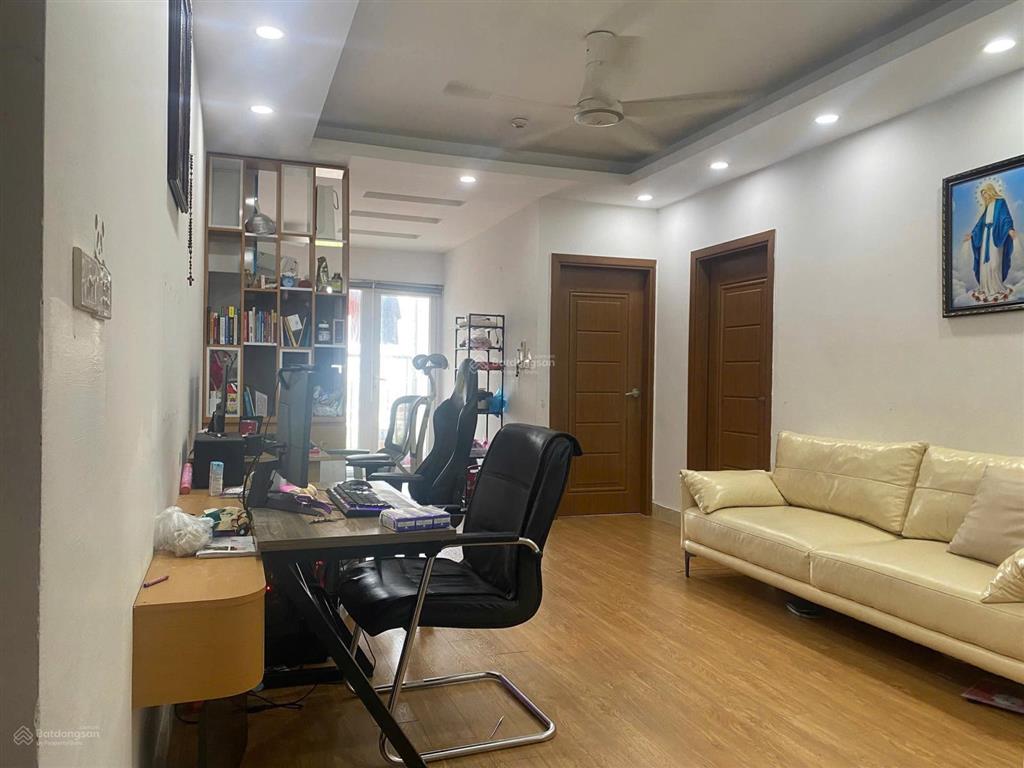 Giá cực tốt bán nhanh căn 2n siêu to gemek 1  view xem pháo hoa